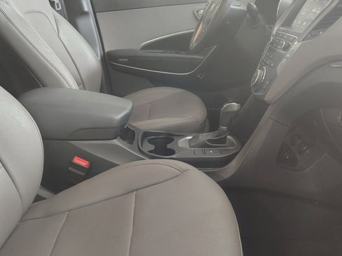 Used 2017 Hyundai Santa Fe Sport FWD image 27