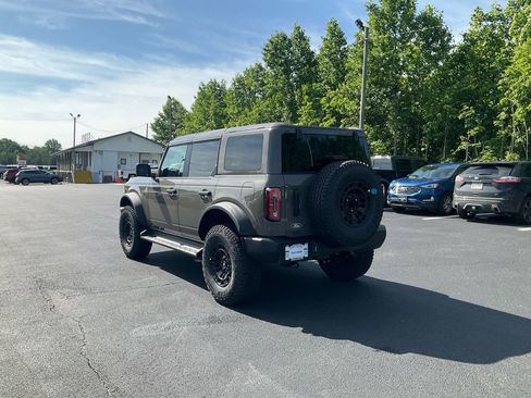 New 2026 Ford Bronco Outer Banks w/ Sasquatch Package AWD/4WD image 7