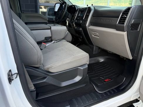 Used 2019 Ford F250 XLT w/ FX4 Off-Road Package AWD/4WD image 45
