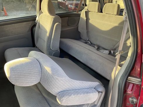 Used 2002 Honda Odyssey LX image 9