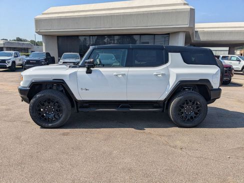 New 2026 GMC Hummer EV SUV image 2