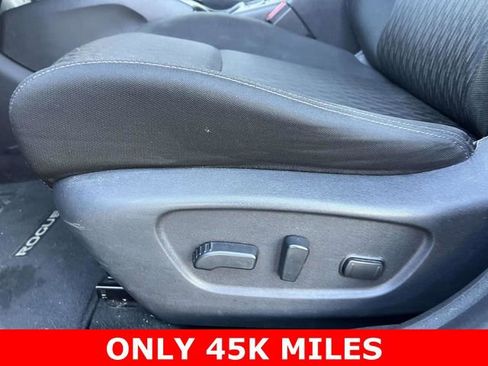Used 2018 Nissan Rogue SV image 14