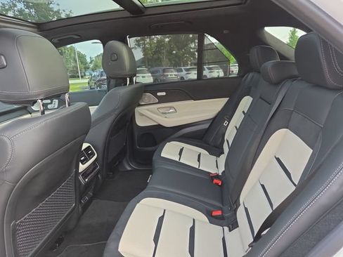 Used 2025 Mercedes-Benz GLE 63 AMG S image 28