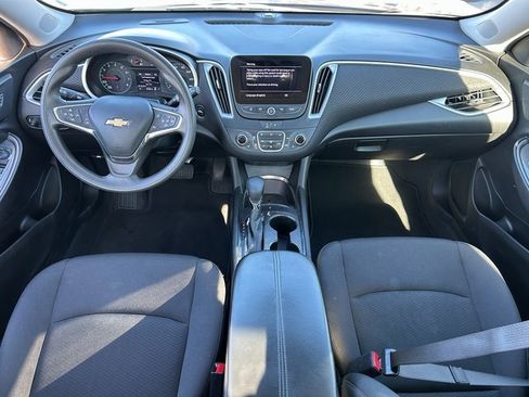 Used 2023 Chevrolet Malibu LT image 30