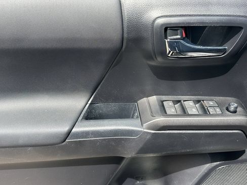 Used 2021 Toyota Tacoma TRD Pro AWD/4WD image 11