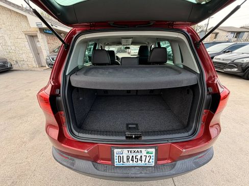 Used 2012 Volkswagen Tiguan S FWD image 22