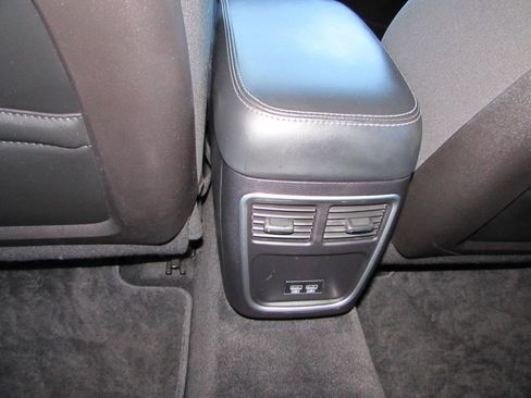 Used 2015 Dodge Charger R/T w/ Wheels & Tunes Group image 25