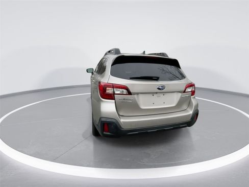 Used 2019 Subaru Outback 2.5i Limited image 7