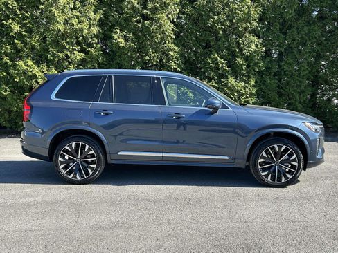 New 2026 Volvo XC90 B6 Plus w/ Protection Package Premier image 2