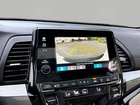 Used 2024 Honda Odyssey Elite image 13
