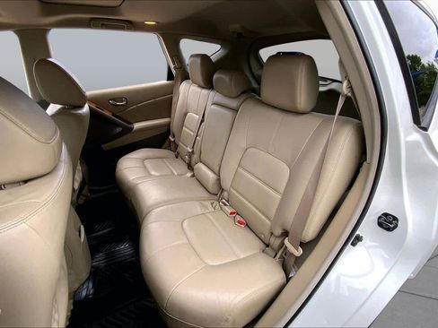 Used 2011 Nissan Murano LE w/ Navigation Pkg FWD image 20