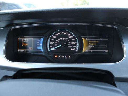 Used 2018 Ford Taurus SEL w/ Equipment Group 201A FWD image 10