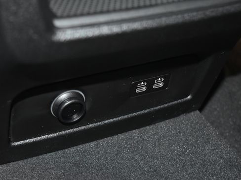 New 2026 BMW X5 xDrive40i w/ Executive Package image 20