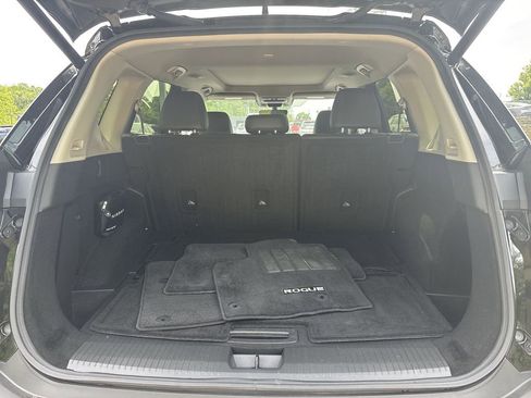 Certified 2023 Nissan Rogue SL w/ SL Premium Package AWD/4WD image 15