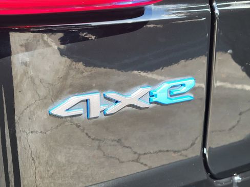 Used 2023 Jeep Wrangler Unlimited Rubicon 4xe w/ Safety Group image 29