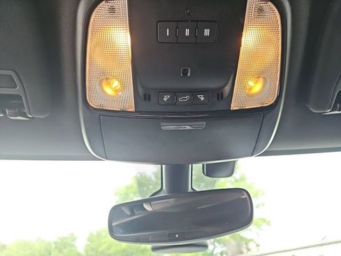 Used 2023 Dodge Durango GT RWD image 33