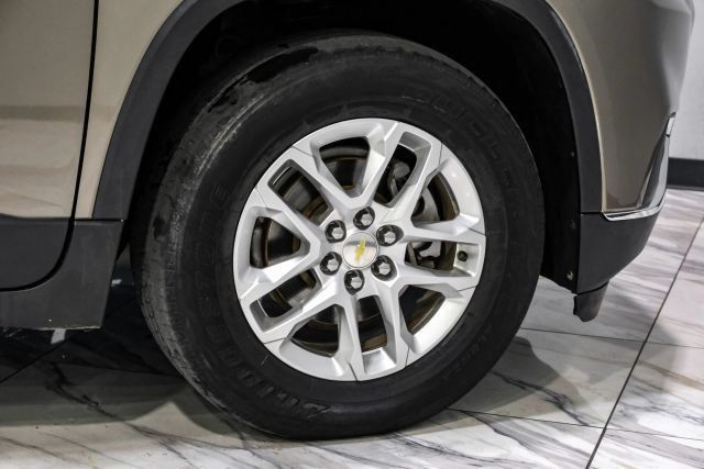 Used 2020 Chevrolet Traverse LT FWD image 51