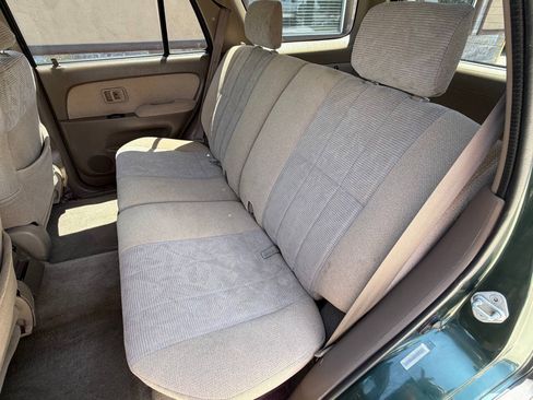 Used 2000 Toyota 4Runner SR5 AWD/4WD image 14