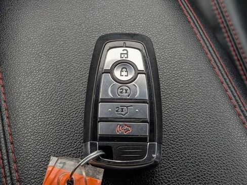 Used 2025 Ford Escape ST-Line Select AWD/4WD image 33