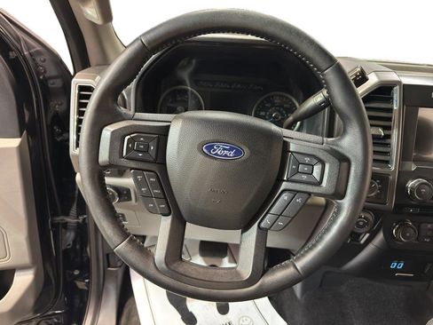 Used 2017 Ford F150 XLT w/ Equipment Group 302A Luxury image 16