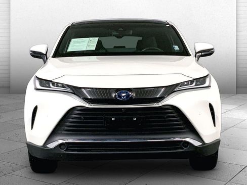 Used 2021 Toyota Venza Limited w/ Advanced Technology Package image 2