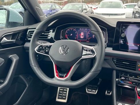 Used 2025 Volkswagen Jetta GLI Autobahn FWD image 14