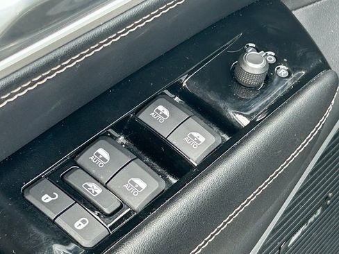 Used 2022 Jeep Wagoneer Series II image 26