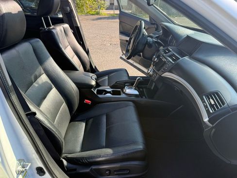 Used 2013 Honda Crosstour EX-L image 19