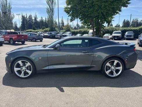 Used 2016 Chevrolet Camaro SS RWD image 13