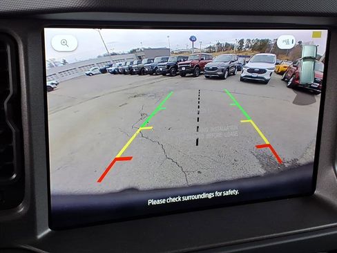 New 2025 Ford Bronco Badlands image 18