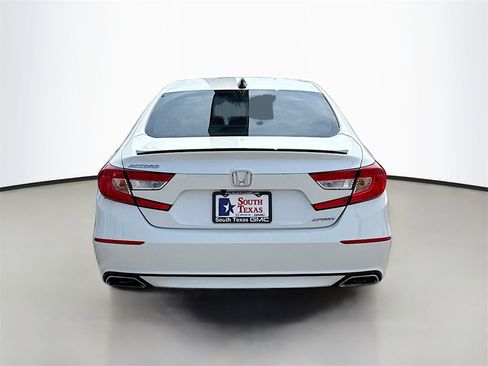 Used 2022 Honda Accord Sport image 6