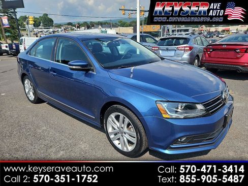 Used 2017 Volkswagen Jetta SEL FWD image 1