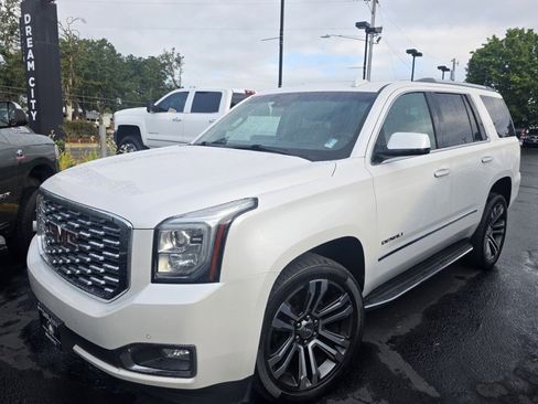 Used 2018 GMC Yukon Denali w/ Open Road Package image 4