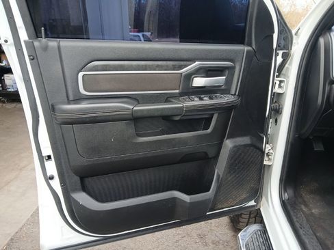 Used 2024 RAM 2500 Big Horn w/ Off Road Package image 33