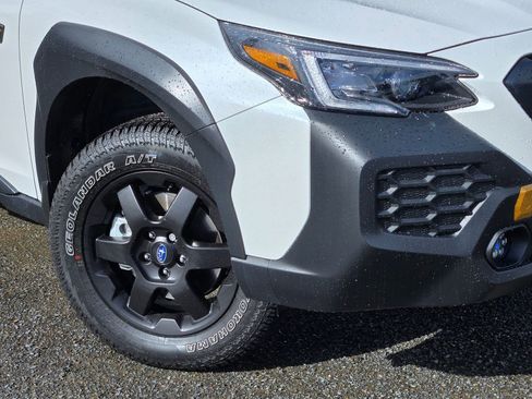 Used 2025 Subaru Outback Wilderness w/ Wilderness Package image 9