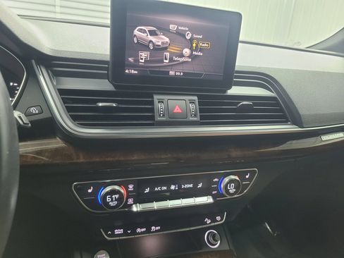 Used 2018 Audi Q5 2.0T Premium w/ Convenience Package AWD/4WD image 26