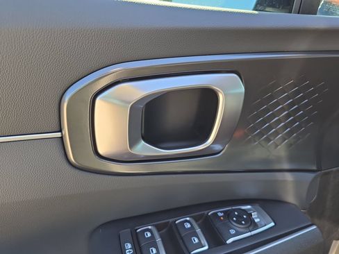 New 2026 Kia Sorento S AWD/4WD image 18