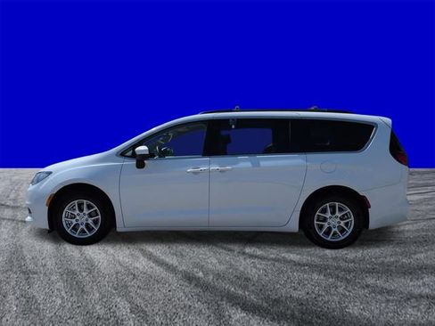 Used 2021 Chrysler Voyager Lxi FWD image 7