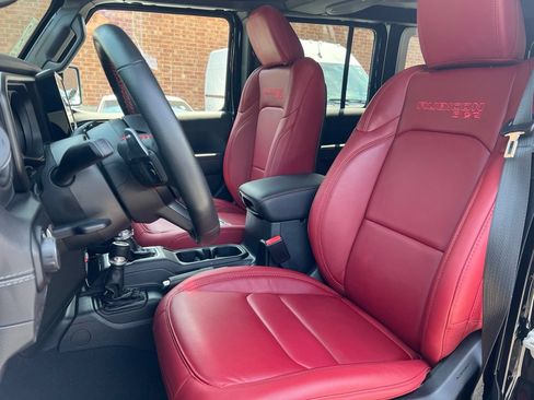 Used 2024 Jeep Wrangler Unlimited Rubicon 392 AWD/4WD image 15