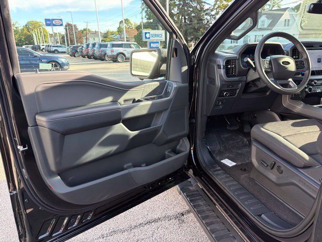 New 2026 Ford F150 XLT w/ Equipment Group 302A MID AWD/4WD image 12