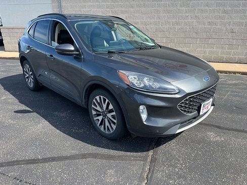 Used 2020 Ford Escape Titanium AWD/4WD image 2