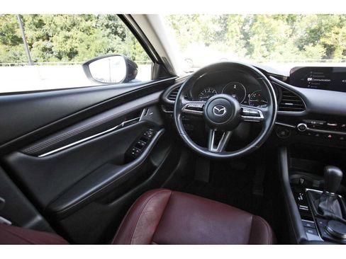 Used 2023 MAZDA MAZDA3 s FWD image 6