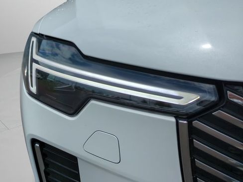 New 2026 Volvo XC90 B6 Plus w/ Protection Package Premier AWD/4WD image 9