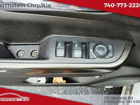 Used 2019 GMC Acadia SLT AWD/4WD image 10