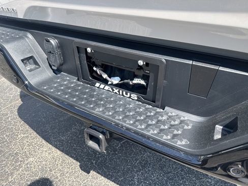 New 2026 Chevrolet Colorado ZR2 AWD/4WD image 19