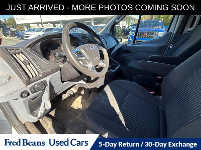 Used 2018 Ford Transit 250 130 Low Roof w/ Exterior Upgrade Package RWD image 16