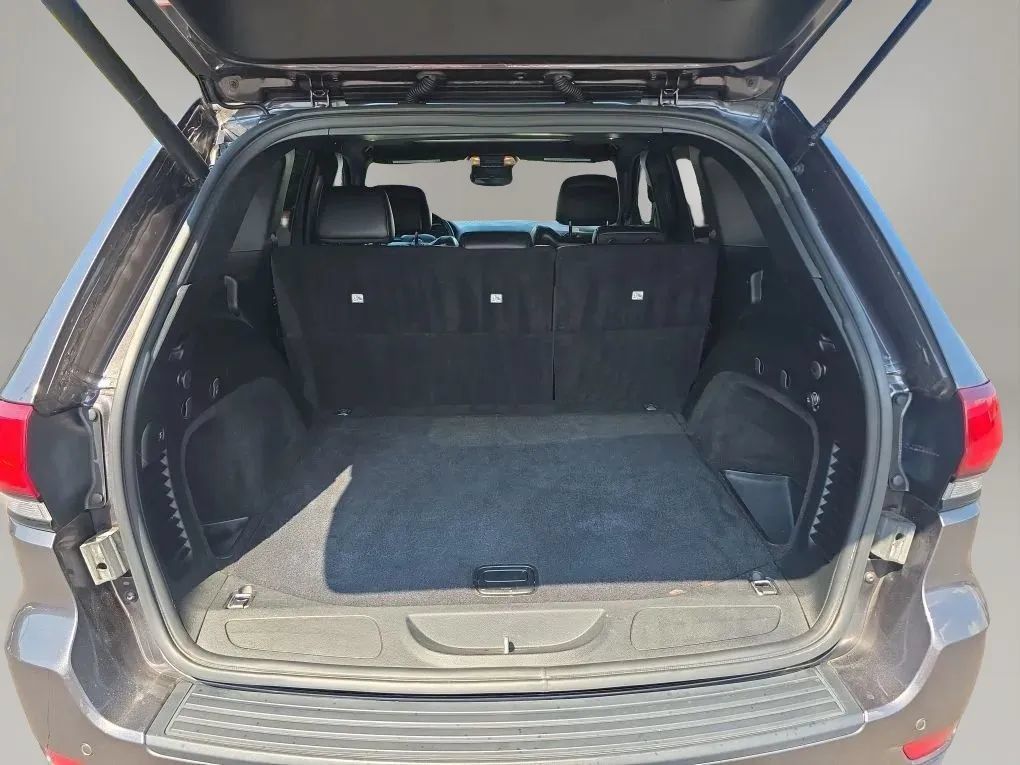 Used 2019 Jeep Grand Cherokee Altitude AWD/4WD image 51