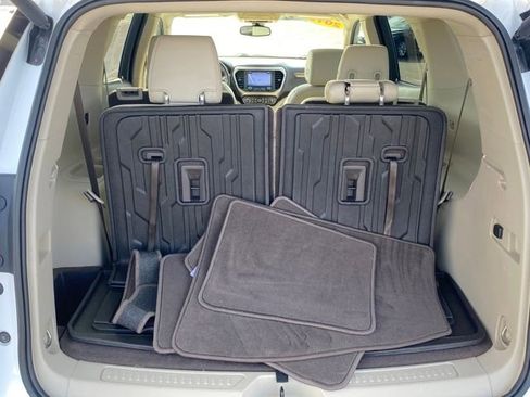 Certified 2019 GMC Acadia Denali w/ Technology Package image 23