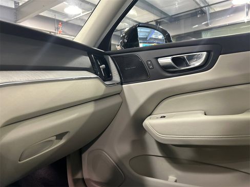 Certified 2023 Volvo XC60 T8 Plus w/ Climate Package image 20