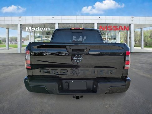 New 2026 Nissan Frontier SV image 4